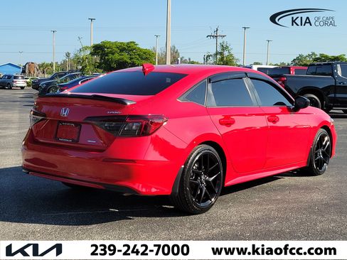 Used 2025 Honda Civic Sport image 6