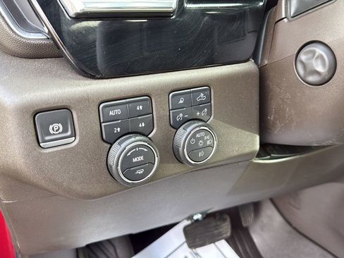 Used 2025 Chevrolet Silverado 1500 LTZ w/ LTZ Premium Package image 27