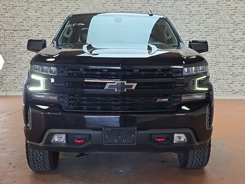 Used 2021 Chevrolet Silverado 1500 LT Trail Boss image 2