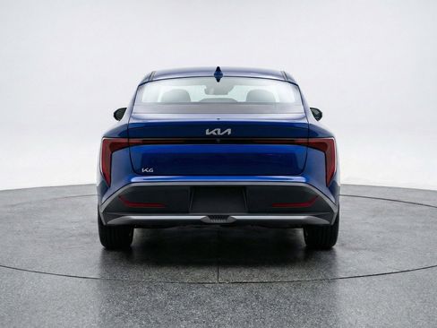 Used 2025 Kia K4 LXS image 6