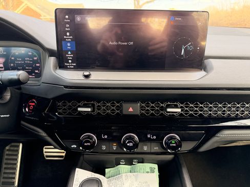 Used 2024 Honda Accord Sport image 19