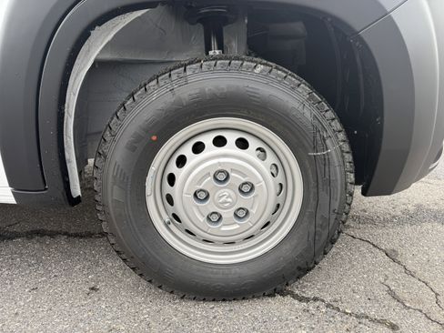 New 2026 RAM ProMaster 2500 w/ Convenience Group image 10