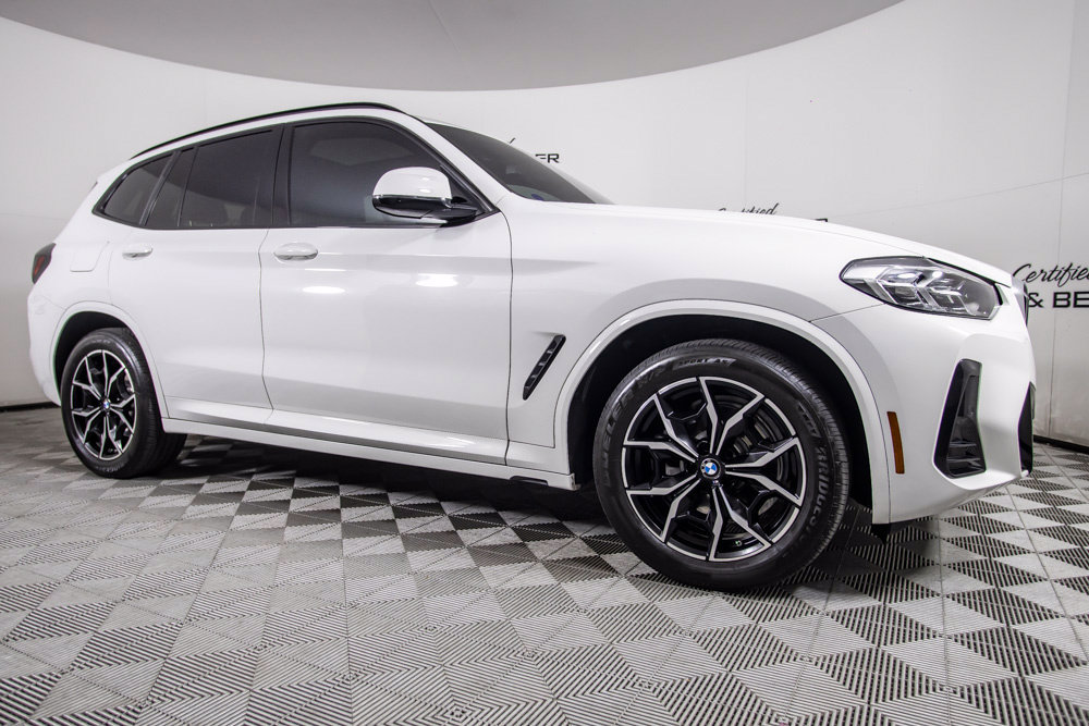 Used 2024 BMW X3 sDrive30i w/ M Sport Package RWD image 2