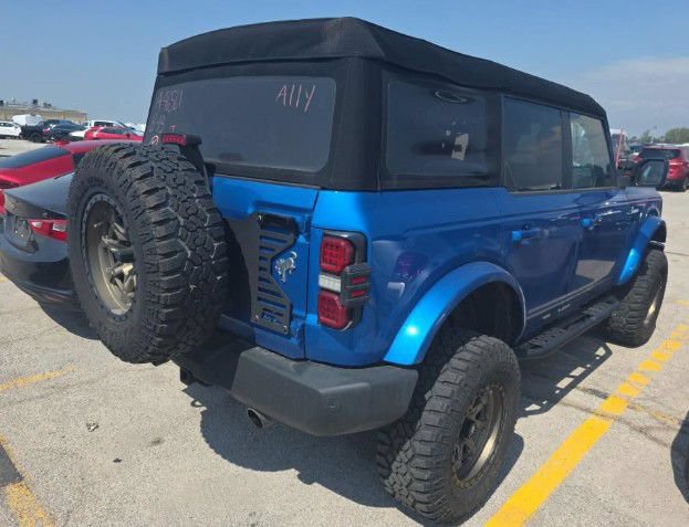 Used 2024 Ford Bronco Outer Banks AWD/4WD image 3