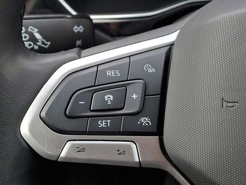 Certified 2023 Volkswagen Jetta SE FWD image 20