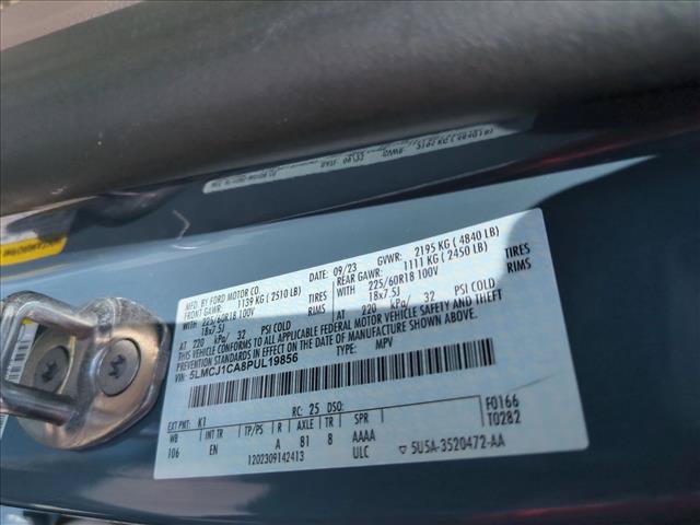 Used 2023 Lincoln Corsair FWD image 24