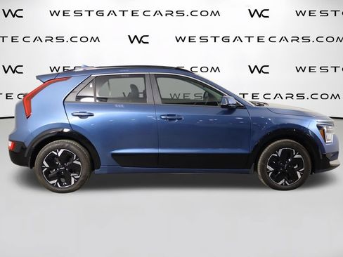 Used 2024 Kia Niro Wind FWD image 45