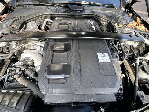 Used 2024 Mercedes-Benz C 43 AMG 4MATIC Sedan image 9