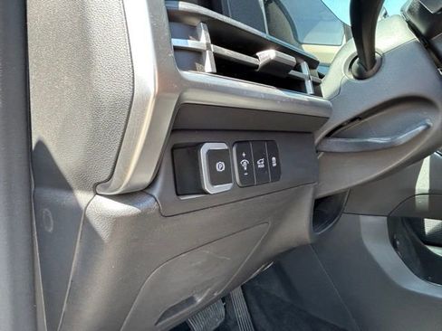 Used 2025 Hyundai Santa Fe SEL image 16