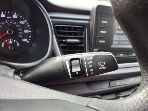 Used 2018 Kia Rio S FWD image 19