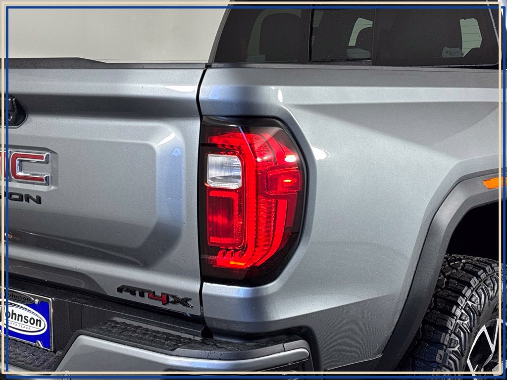 New 2026 GMC Canyon AT4X w/ LPO, Black Badging Package AWD/4WD image 7