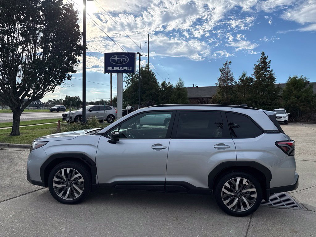 Used 2026 Subaru Forester Touring AWD/4WD image 4