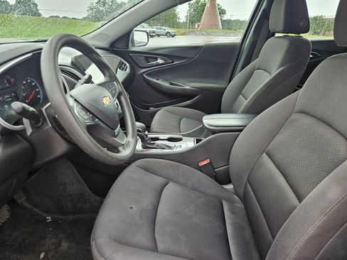 Used 2024 Chevrolet Malibu LT FWD image 9