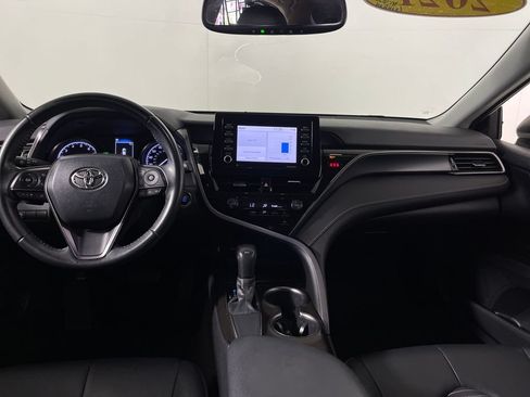Certified 2021 Toyota Camry SE w/ Convenience Package FWD image 14