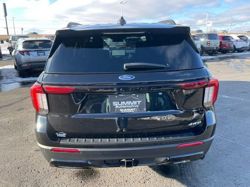 Used 2025 Ford Explorer ST-Line AWD/4WD image 34
