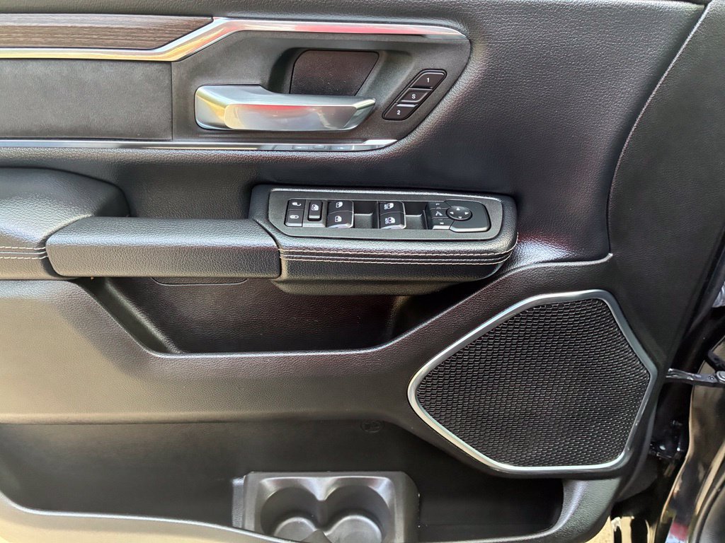 Used 2026 RAM 1500 Laramie AWD/4WD image 23