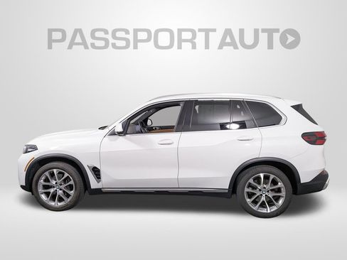 Certified 2024 BMW X5 xDrive40i w/ Parking Assistance Package AWD/4WD image 2