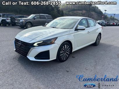 Used 2023 Nissan Altima 2.5 SV w/ SV Premium Package