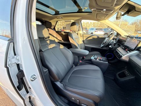 Used 2026 Hyundai Ioniq 5 Limited image 28