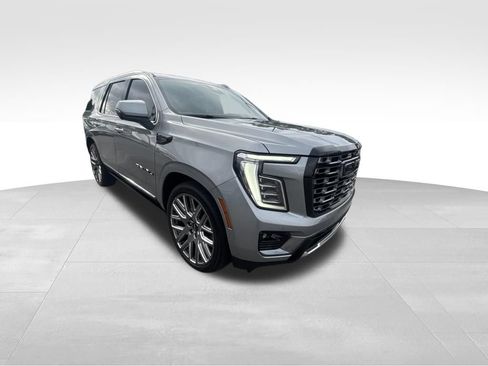 Used 2026 GMC Yukon Denali Ultimate w/ LPO, Illumination Package AWD/4WD image 9