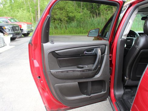 Used 2014 GMC Acadia SLT AWD/4WD image 31