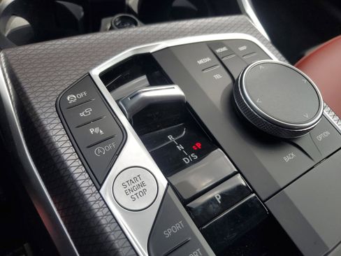 Used 2025 BMW 330i Sedan w/ M Sport Package image 29