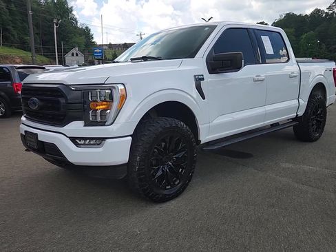 Used 2022 Ford F150 XLT w/ Equipment Group 302A High AWD/4WD image 2