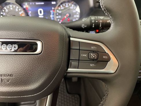 New 2026 Jeep Compass Latitude w/ Sun and Sound Group AWD/4WD image 22
