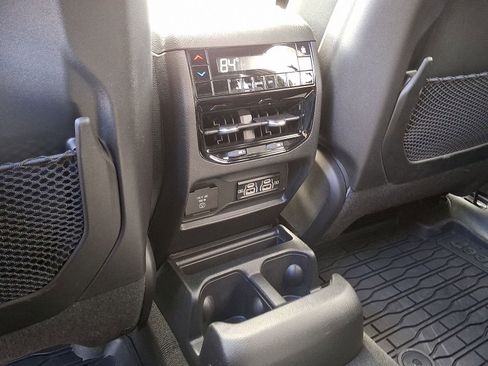 New 2025 Jeep Grand Cherokee L Altitude image 13