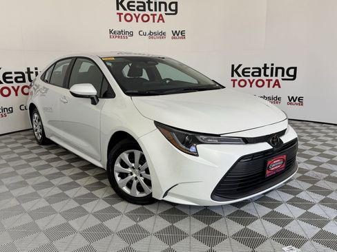 Certified 2026 Toyota Corolla LE FWD image 3