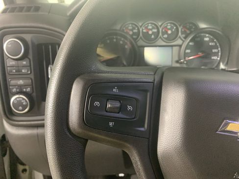 Used 2021 Chevrolet Silverado 1500 Custom image 18
