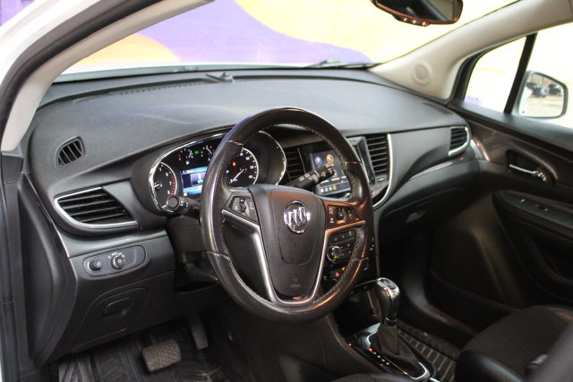 Used 2021 Buick Encore Preferred AWD/4WD image 14
