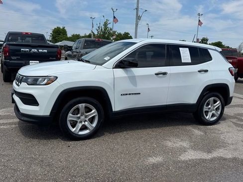 Certified 2023 Jeep Compass Sport AWD/4WD image 3