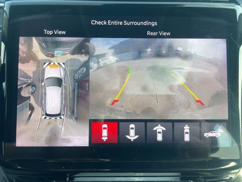 Used 2023 Jeep Grand Cherokee L Limited w/ Luxury Tech Group II image 15