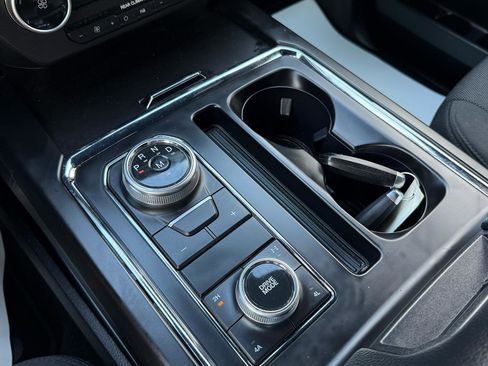 Used 2020 Ford Expedition XL image 25