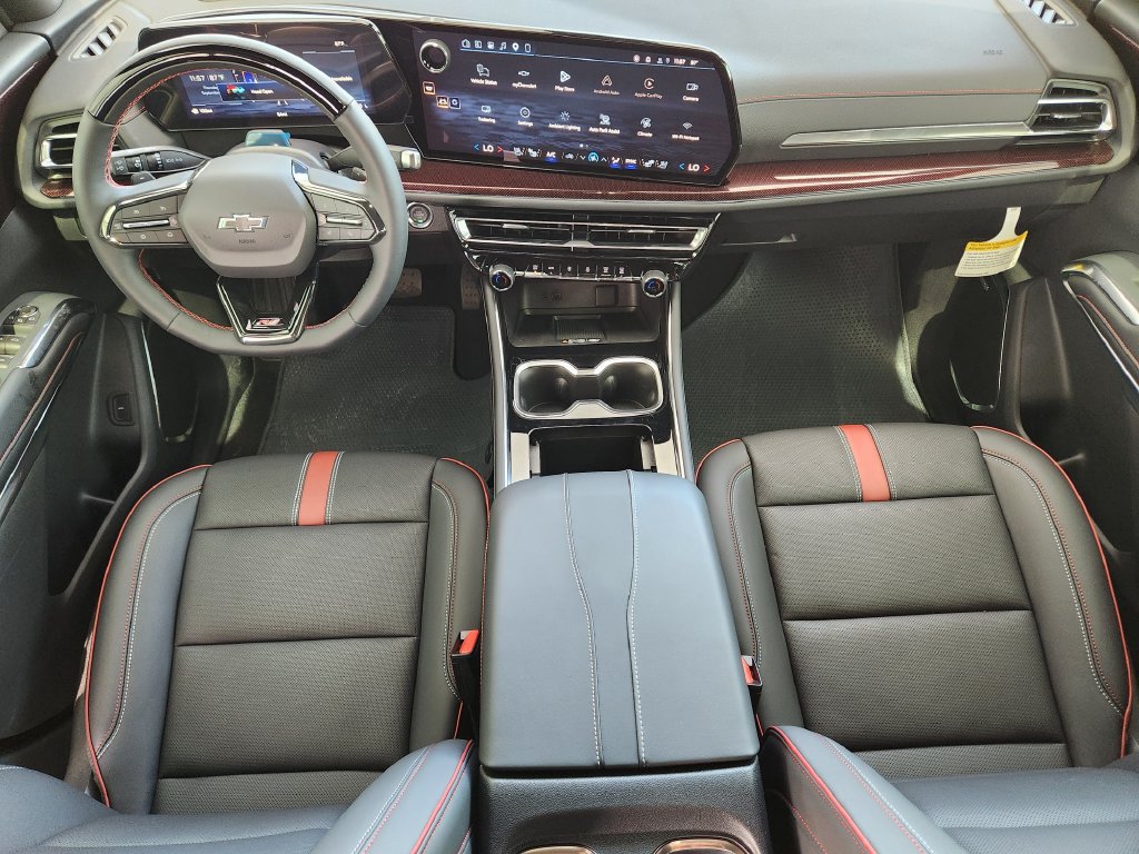 New 2027 Chevrolet Traverse RS FWD image 17