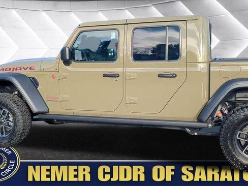New 2026 Jeep Gladiator Mojave w/ Technology Group AWD/4WD image 3