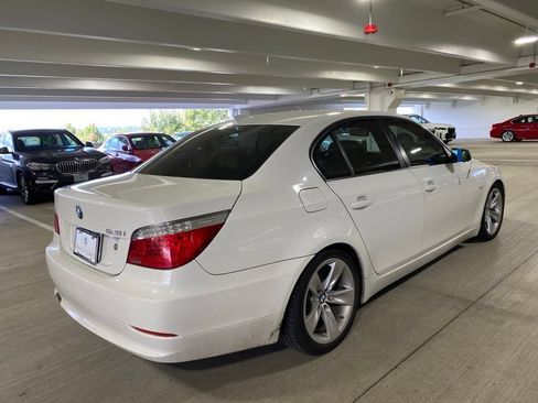 Used 2010 BMW 528i Sedan RWD image 5