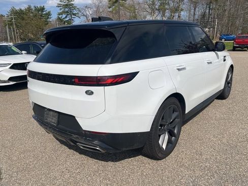 Used 2023 Land Rover Range Rover Sport SE AWD/4WD image 5