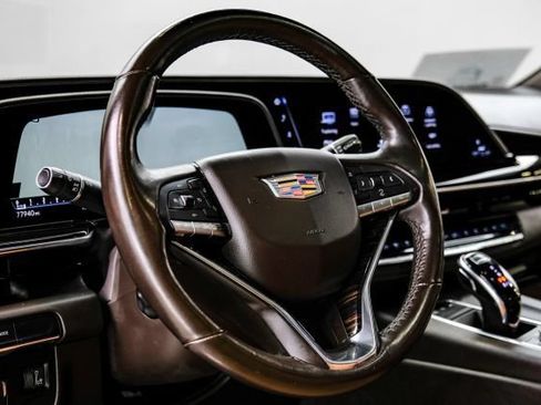 Used 2021 Cadillac Escalade ESV Sport w/ Heavy-Duty Trailer Package AWD/4WD image 22