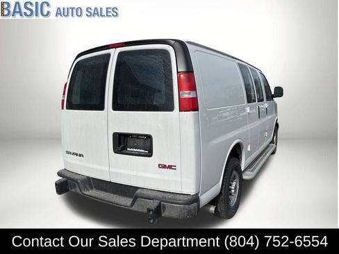 Used 2024 GMC Savana 2500 w/ Driver Convenience Package image 7