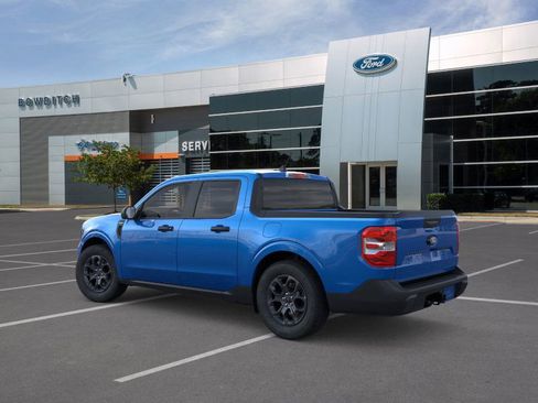 New 2026 Ford Maverick XLT image 4