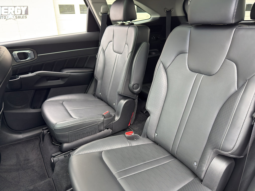 Used 2024 Kia Sorento SX AWD/4WD image 25