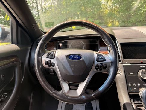 Used 2014 Ford Taurus Limited w/ Equipment Group 301A AWD/4WD image 14