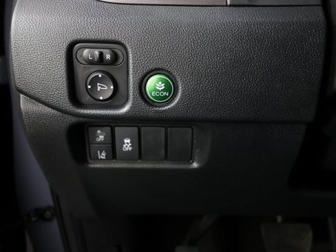 Used 2022 Honda Pilot Sport image 21