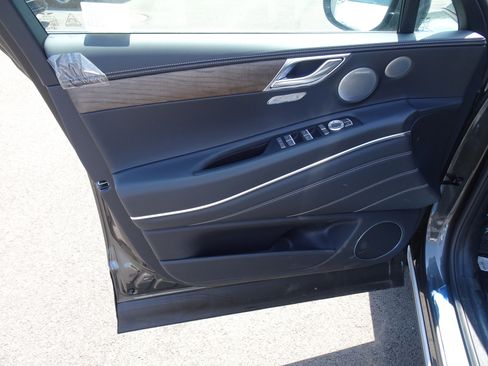 New 2025 Genesis GV80 2.5T Advanced image 8