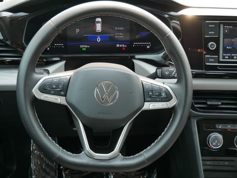 Used 2024 Volkswagen Taos S AWD/4WD image 19