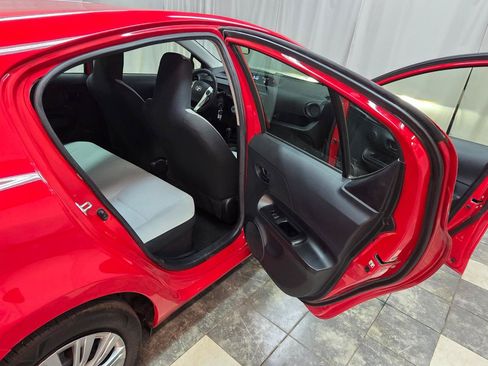 Used 2015 Toyota Prius C One FWD image 12