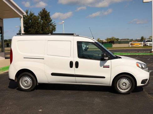 Used 2022 RAM ProMaster City Tradesman FWD image 4