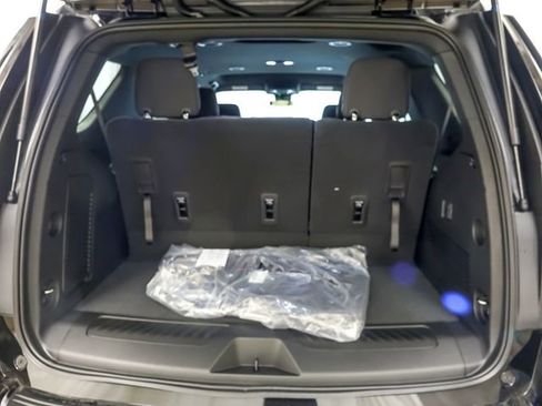 New 2026 Chevrolet Tahoe LS w/ LS Custom Edition AWD/4WD image 21